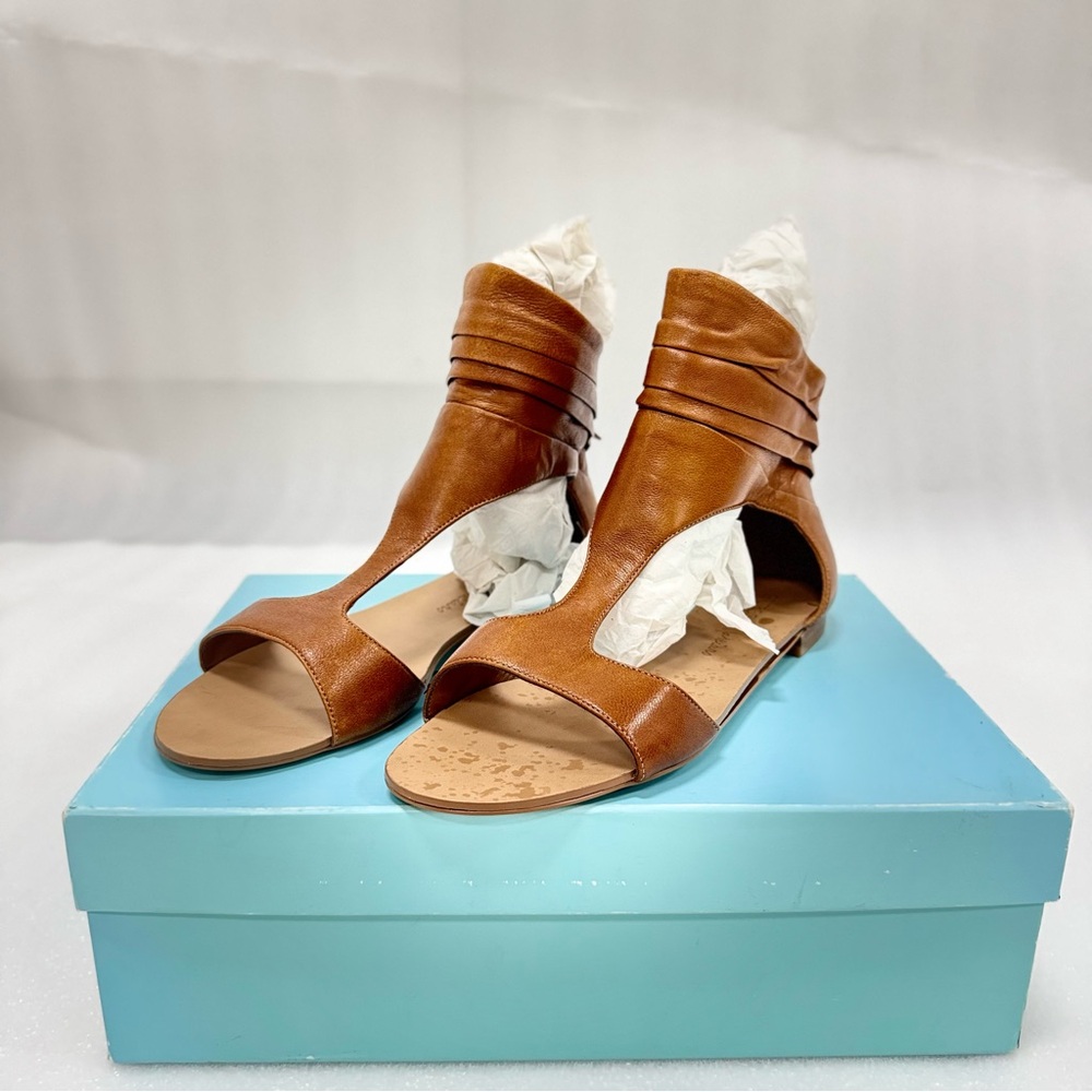 Guess by Marciano Brown Leather Ankle Strap Sandals – Size 8.5M, New in Box
